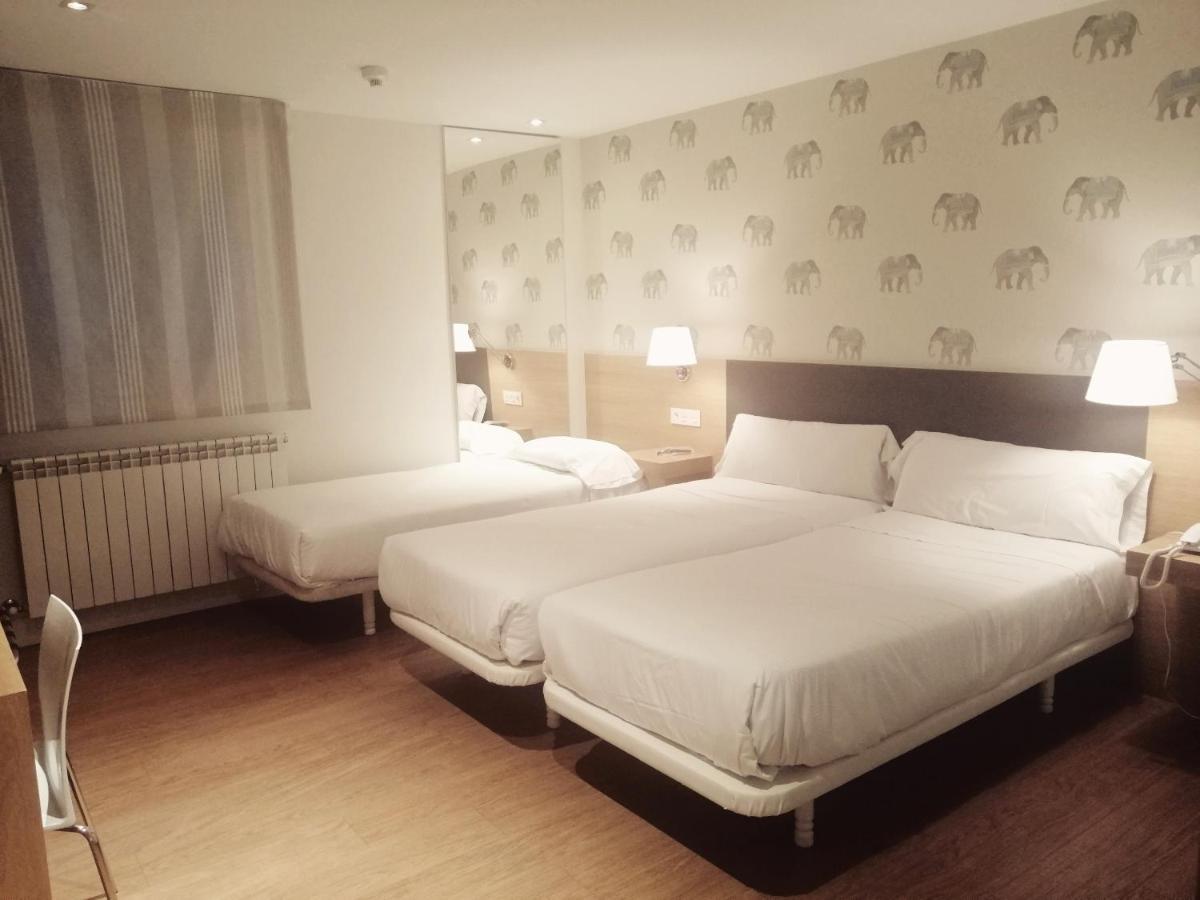 סנטיאגו דה קומפוסטלה Denike By Atalaia Hoteles מראה חיצוני תמונה