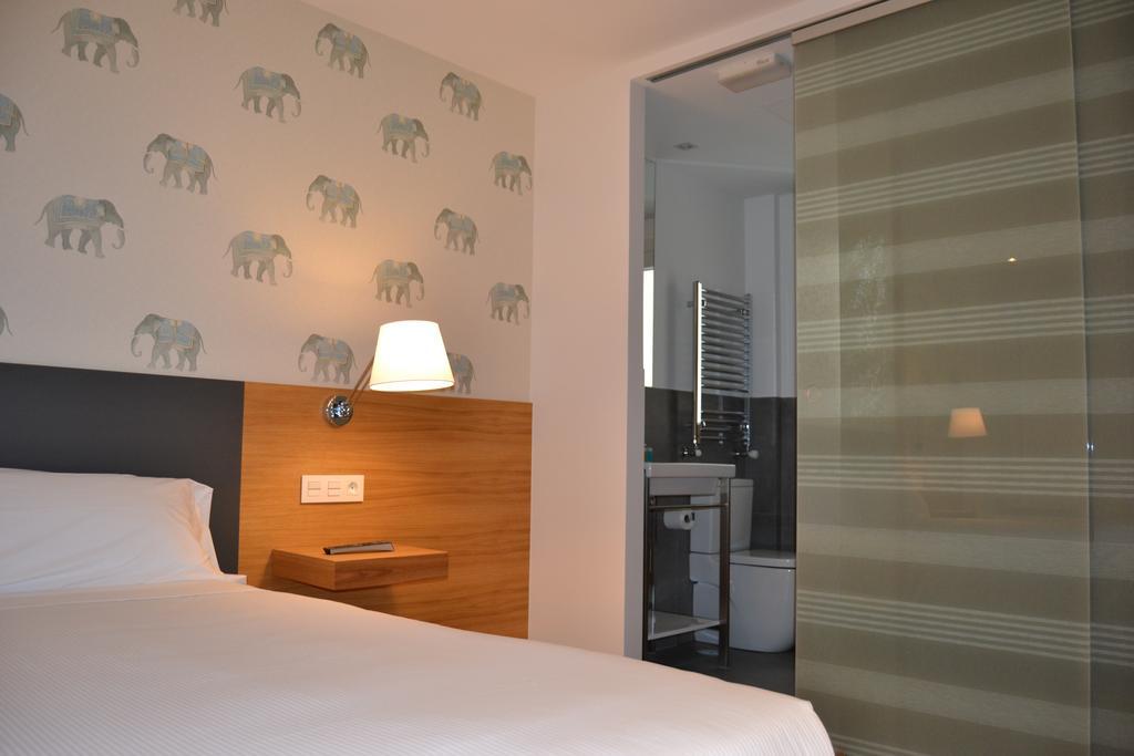 סנטיאגו דה קומפוסטלה Denike By Atalaia Hoteles מראה חיצוני תמונה