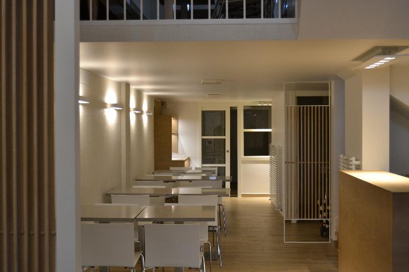 סנטיאגו דה קומפוסטלה Denike By Atalaia Hoteles מראה חיצוני תמונה